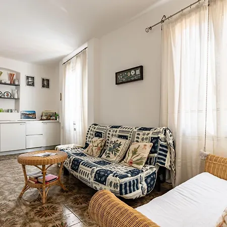 Guesthost - Monterosso Al Mare! Seaview Flat Monterosso al Mare